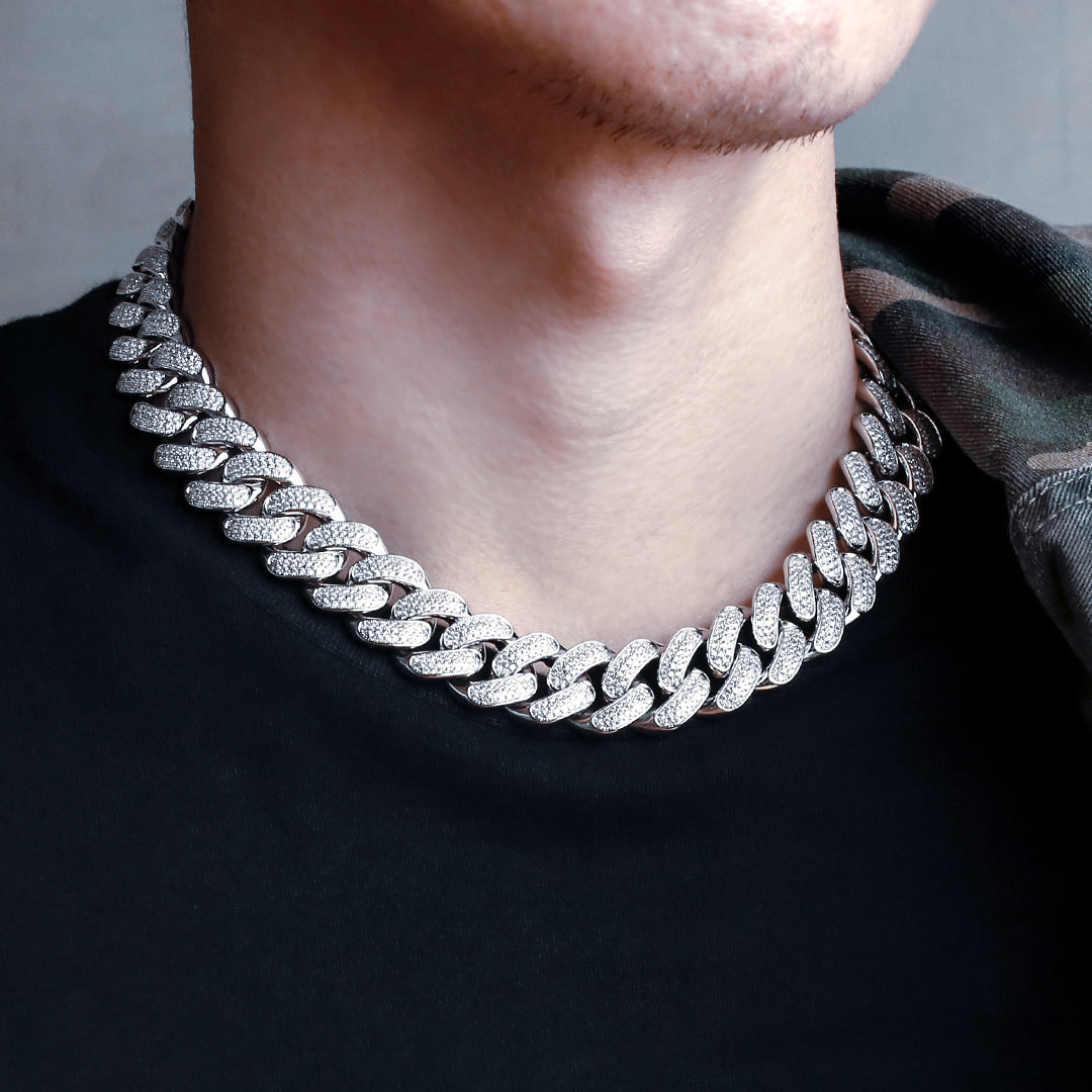 18mm Iced Out Diamond Cuban Link Chain in White Gold