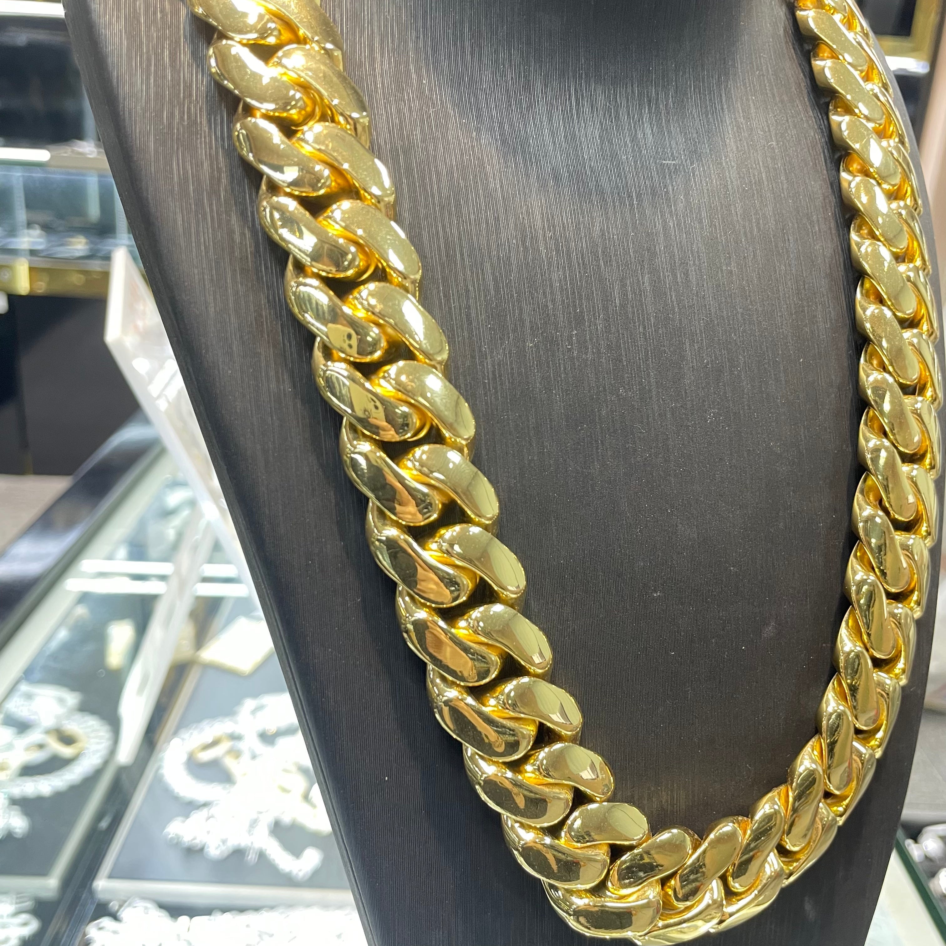 22mm Miami Cuban Link Chain Bracelet in 14K Gold