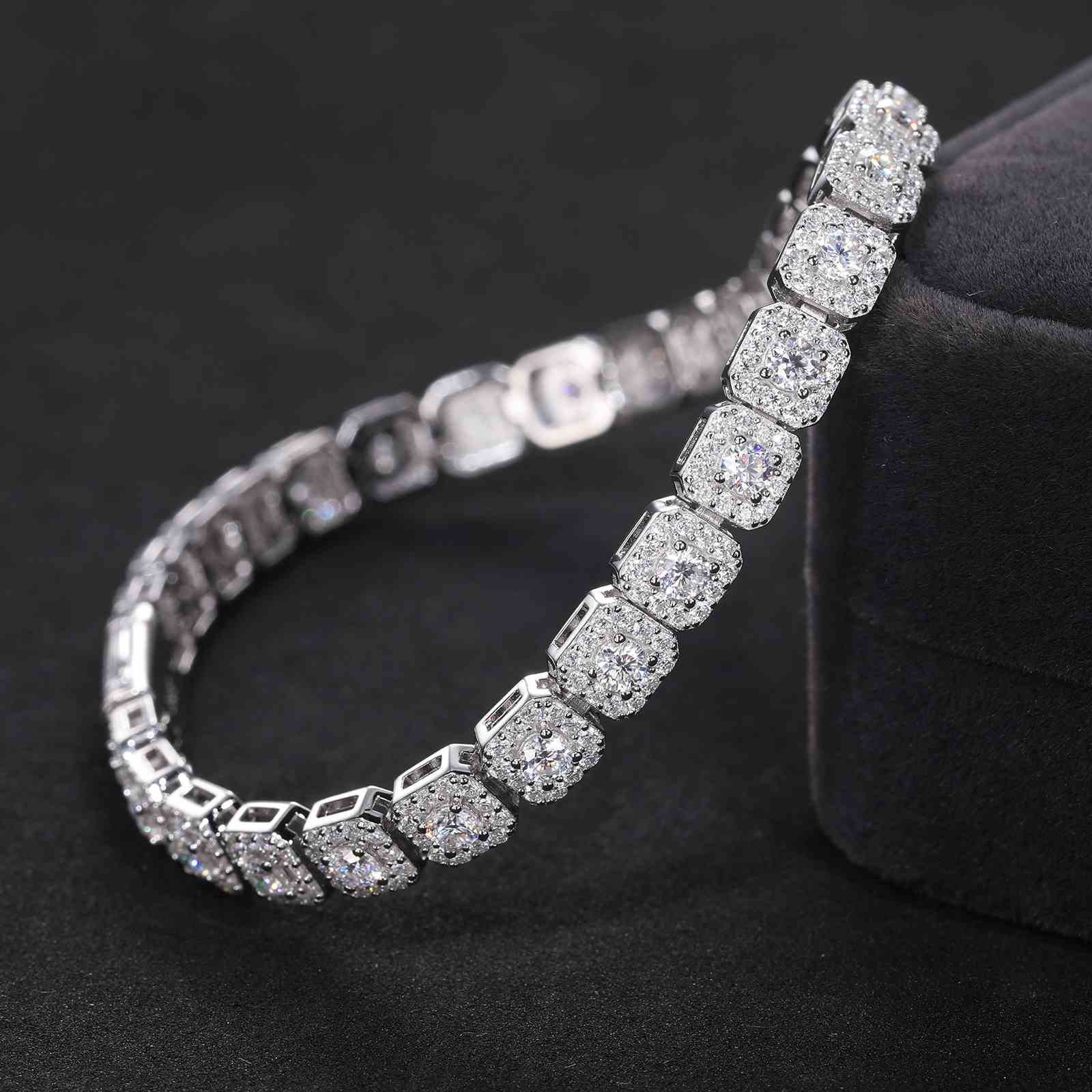 6mm S925 Moissanite Clustered Halo Tennis Bracelet