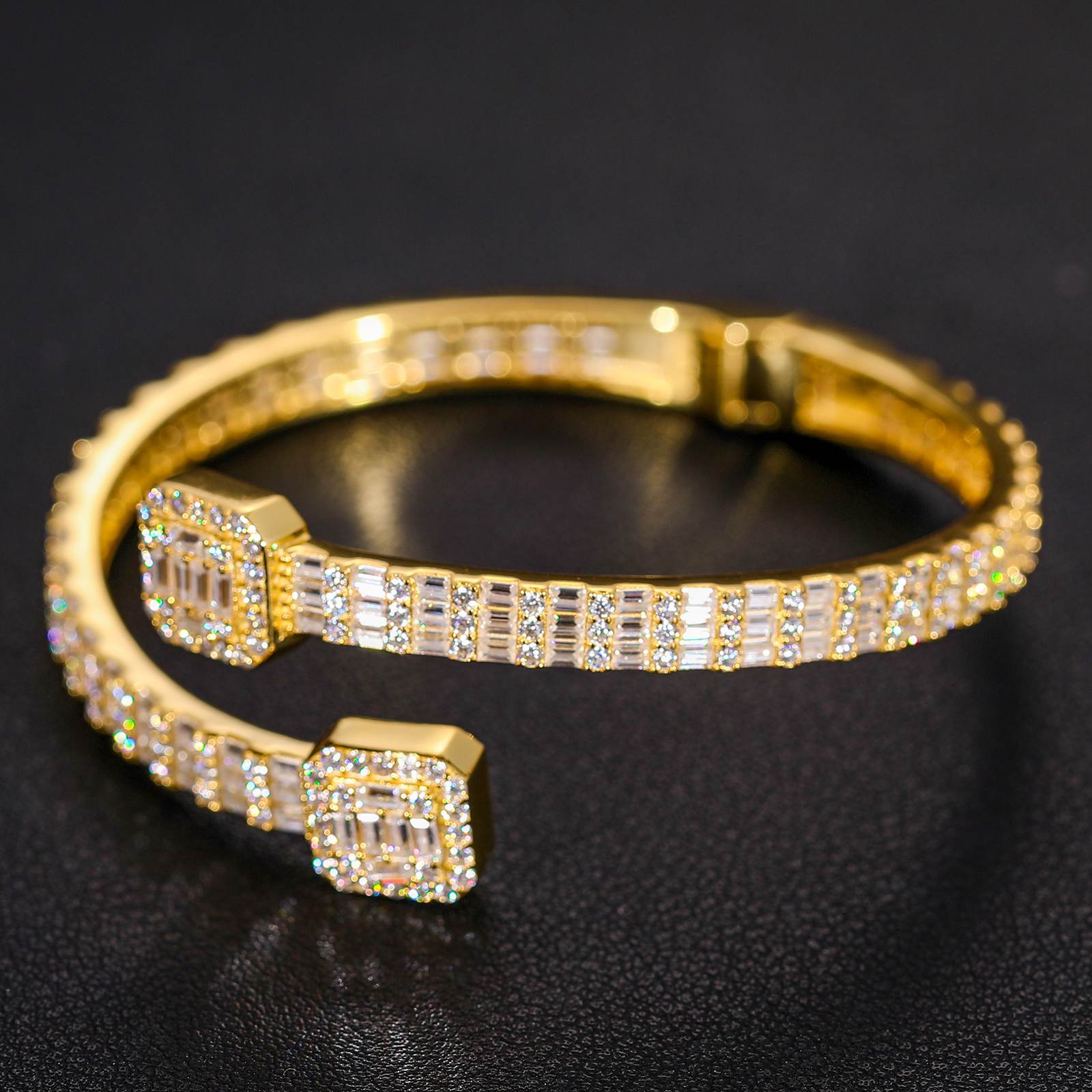 5.5mm S925 Baguette Moissanite Bangle Bracelet